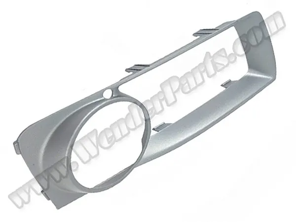 BMW X6 Serisi E71 2007-2014 Sis Far Çerçevesi Sağ | WENDER BA51117325726
